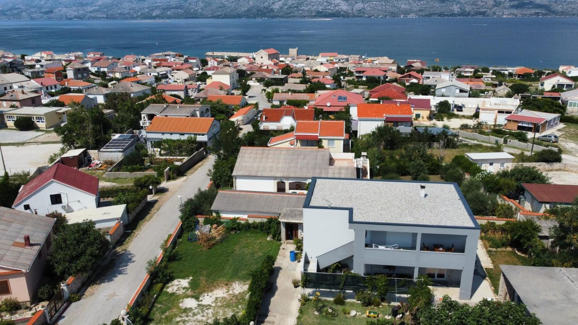 Milwe Apartment Razanac Bagian luar foto